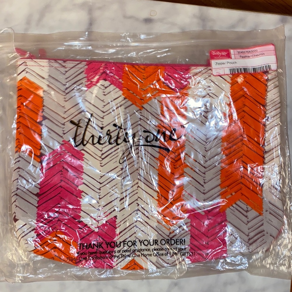 Thirty one zipper pouch Feathered chevron